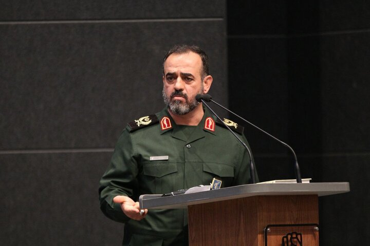 سردار دامغانی: مبارزه با استکبار راه شهدا است