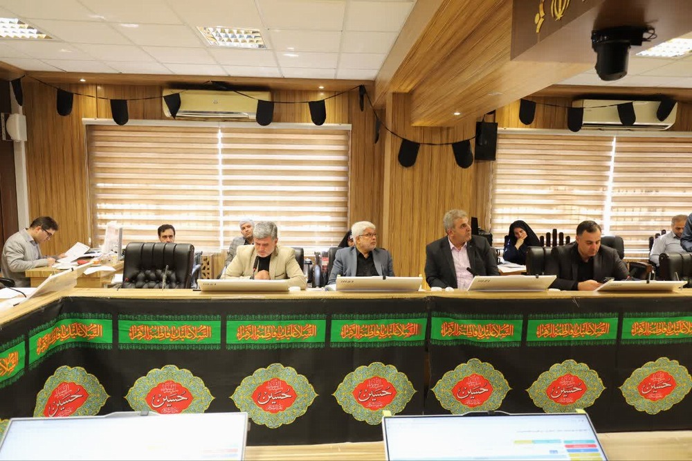 پیشرفت فیزیکی ۸۵ درصدی عملیات لایروبی تالاب عینک رشت / راه اندازی رستوران دریایی در بستر تالاب عینک