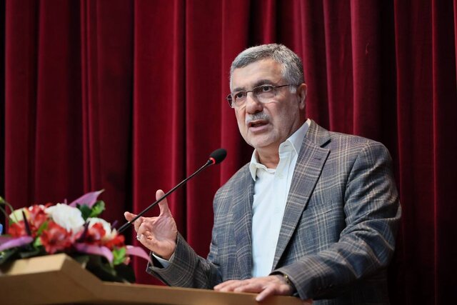 ادعای تحریم نبودن دارو و تجهیزات پزشکی یک دروغ بزرگ است