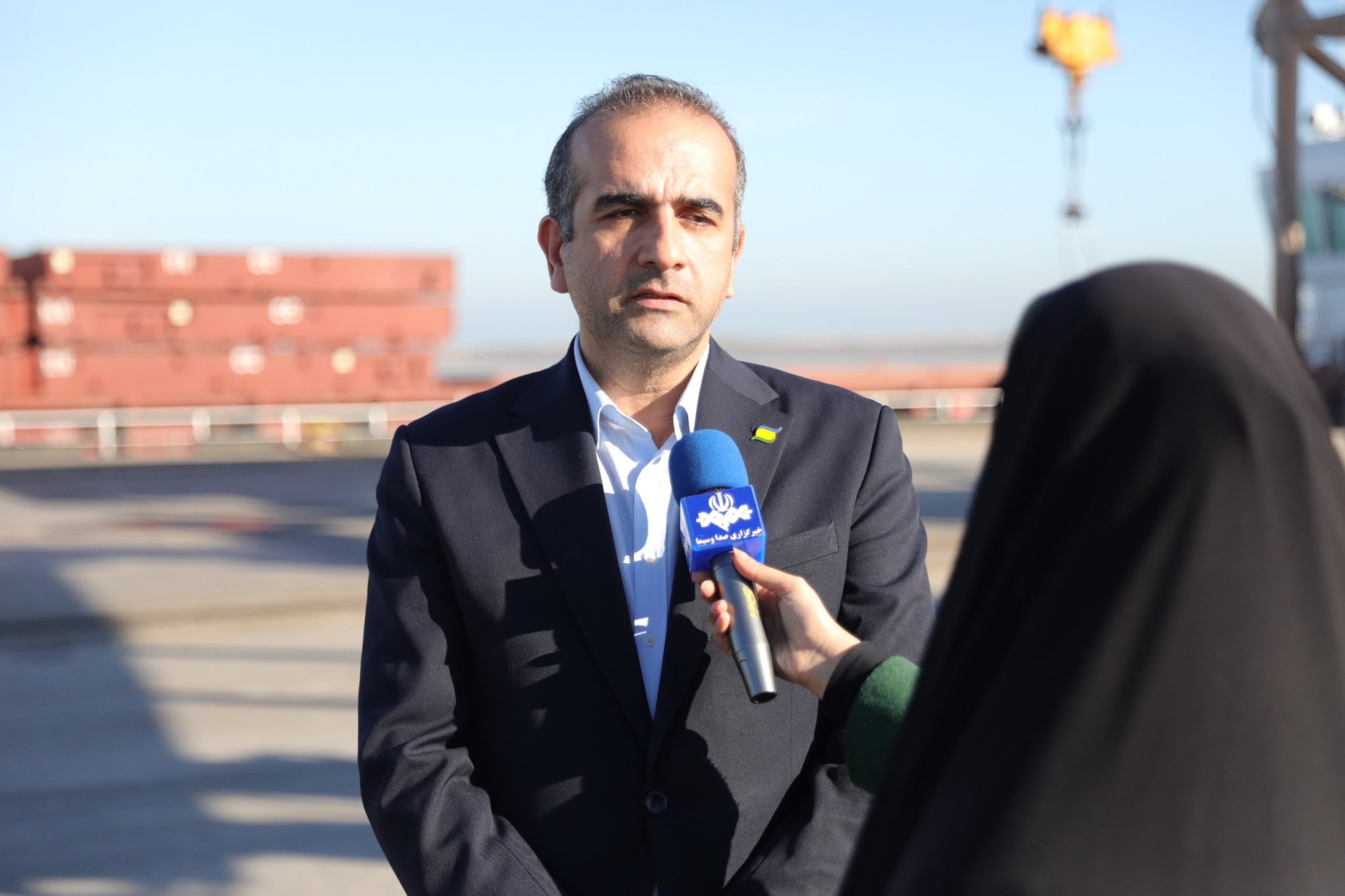 واردات بیش از ۸۴۰ هزار تن نهاده دامی از بنادر کاسپین و انزلی