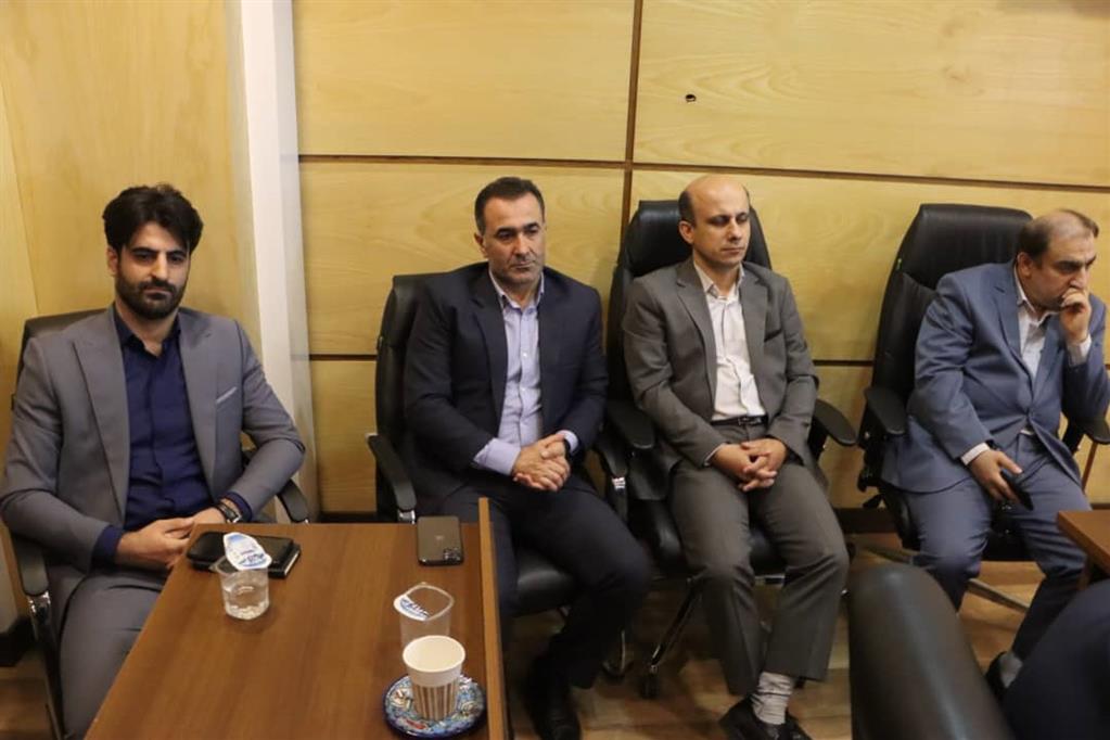 
	بی‌برنامگی‌ها،عامل استیضاح شهردار رشت
