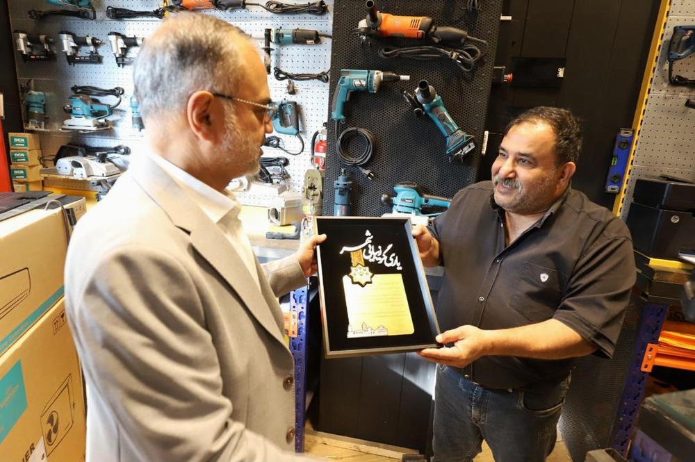 قدردانی رئیس شورای شهر رشت از کسبه مسئولیت‌پذیر؛ مشارکت مردمی محور زیباسازی شهر شد