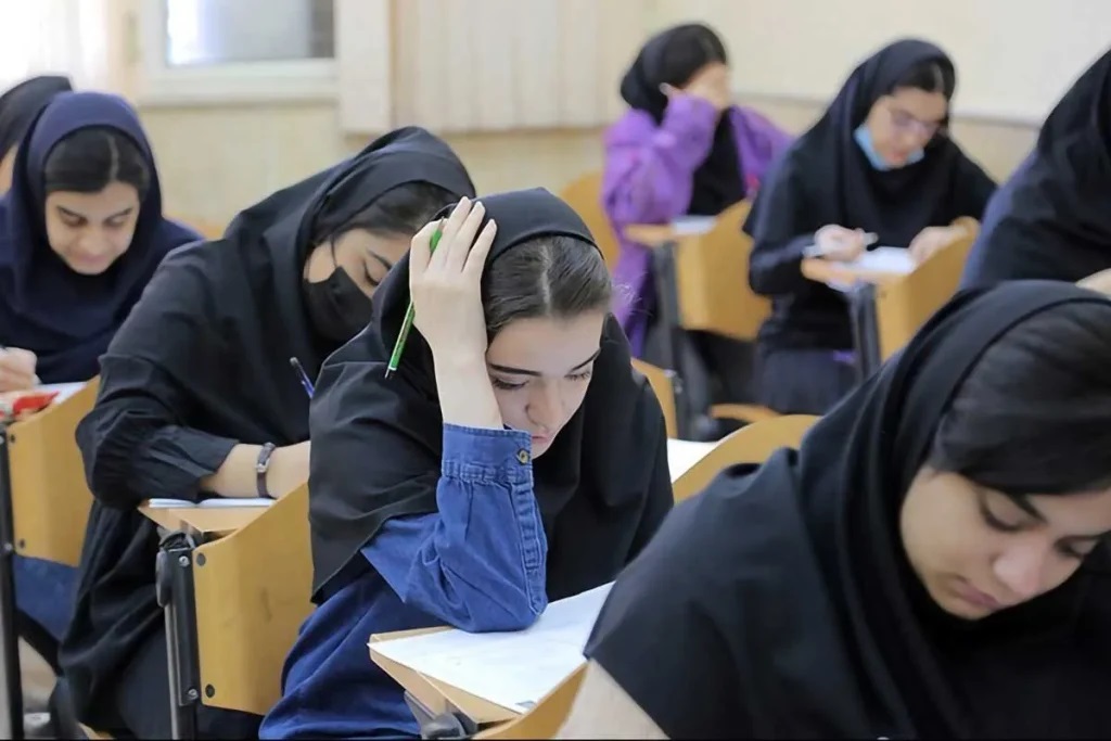 داغی بازار صندلی فروشی در دانشگاه ها؛ پزشکی ۶۰۰، دندان ۷۰۰ میلیون