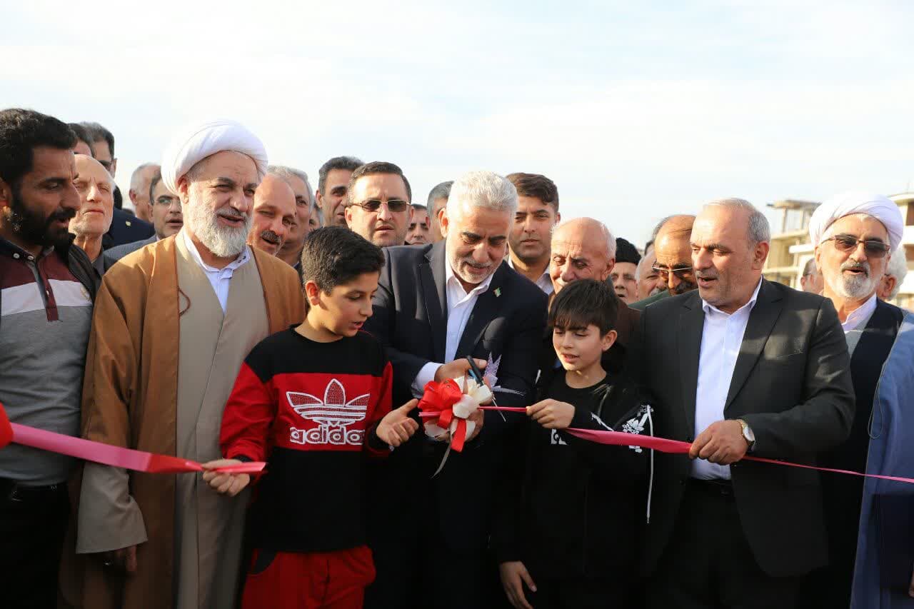  پل کیازنیک و پنج پروژه راهداری و حمل و نقل جاده‌ای در شهرستان املش به بهره برداری رسید