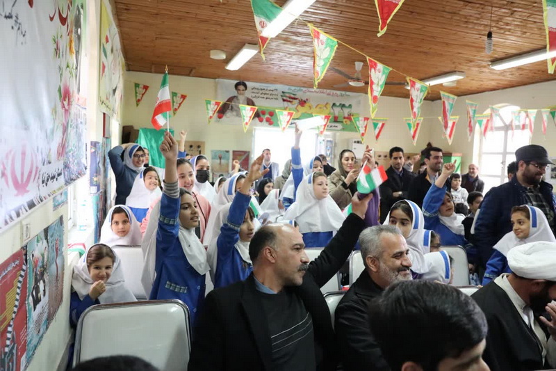 آغاز جشن های چهل و پنجمین سالگرد پیروزی انقلاب اسلامی در منطقه آزاد انزلی