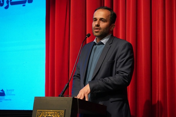  احیای ۷ کیلومتر از رودخانه زرجوب به زودی آغاز می شود/ بهره‌ برداری از تقاطع غیر همسطح رودباری تا دهه فجر