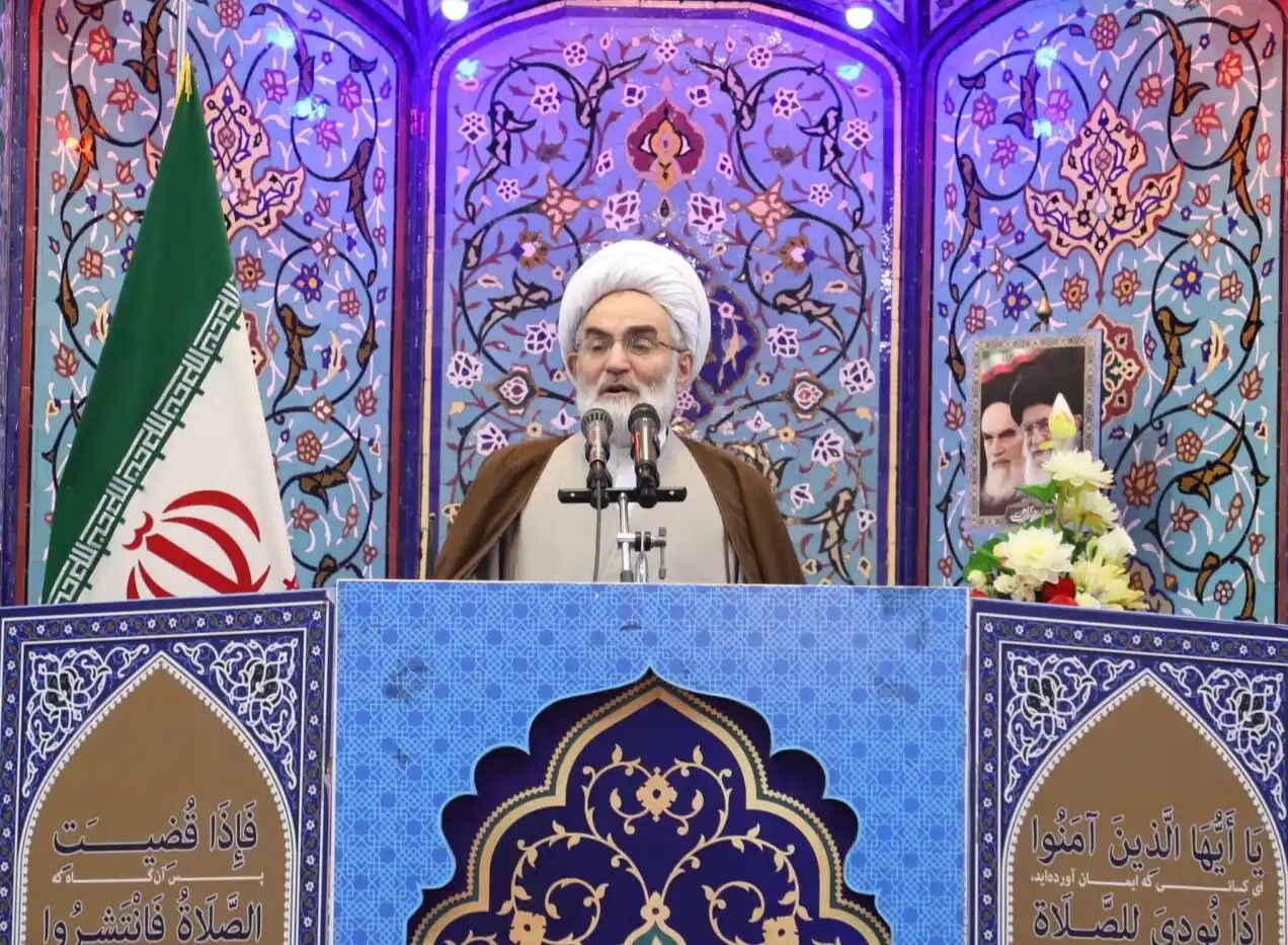 خانواده‌ها ازدواج را برای جوانان آسان کنند/ هدیه امیر قطر به ترامپ، خیانت به آرمان‌های اسلامی است