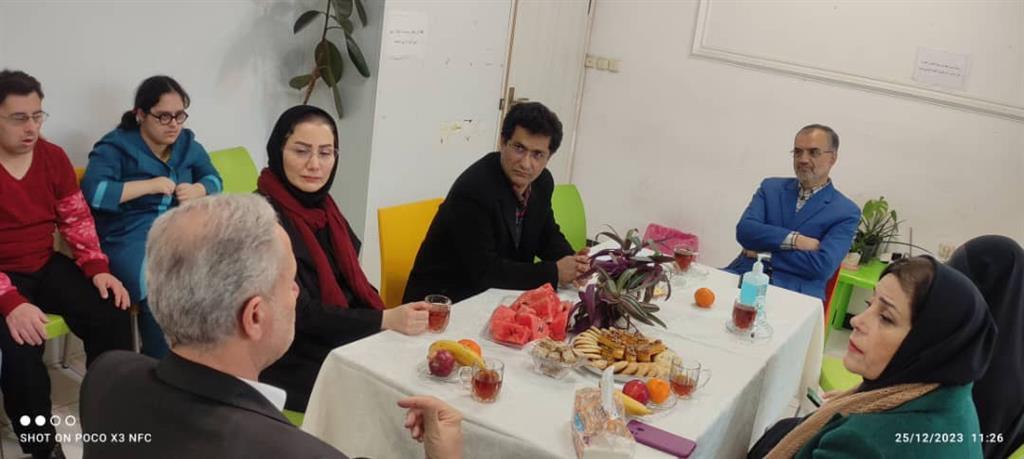  امکان فروش تولیدات افراد مبتلا به سندروم داون در بازارچه های شهرداری رشت