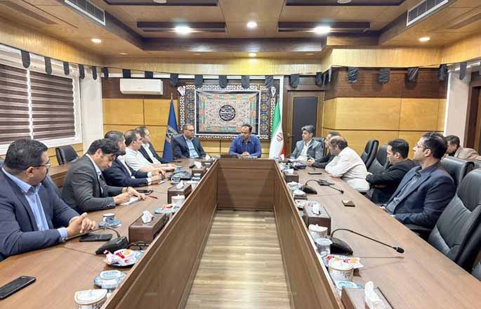 همکاری شهرداری رشت و شرکت ماموت برای نوسازی ناوگان حمل‌ونقل کلید خورد / نوسازی۹۶ خودروی فرسوده در دستور کار