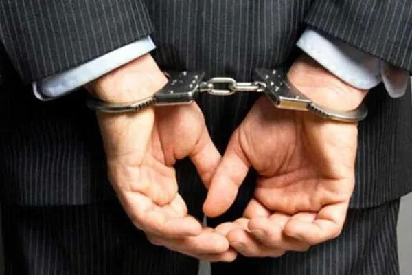 رئیس بنیاد مسکن رضوانشهر به اتهام ارتشاء بازداشت شد؛ تحقیقات قضایی ادامه دارد