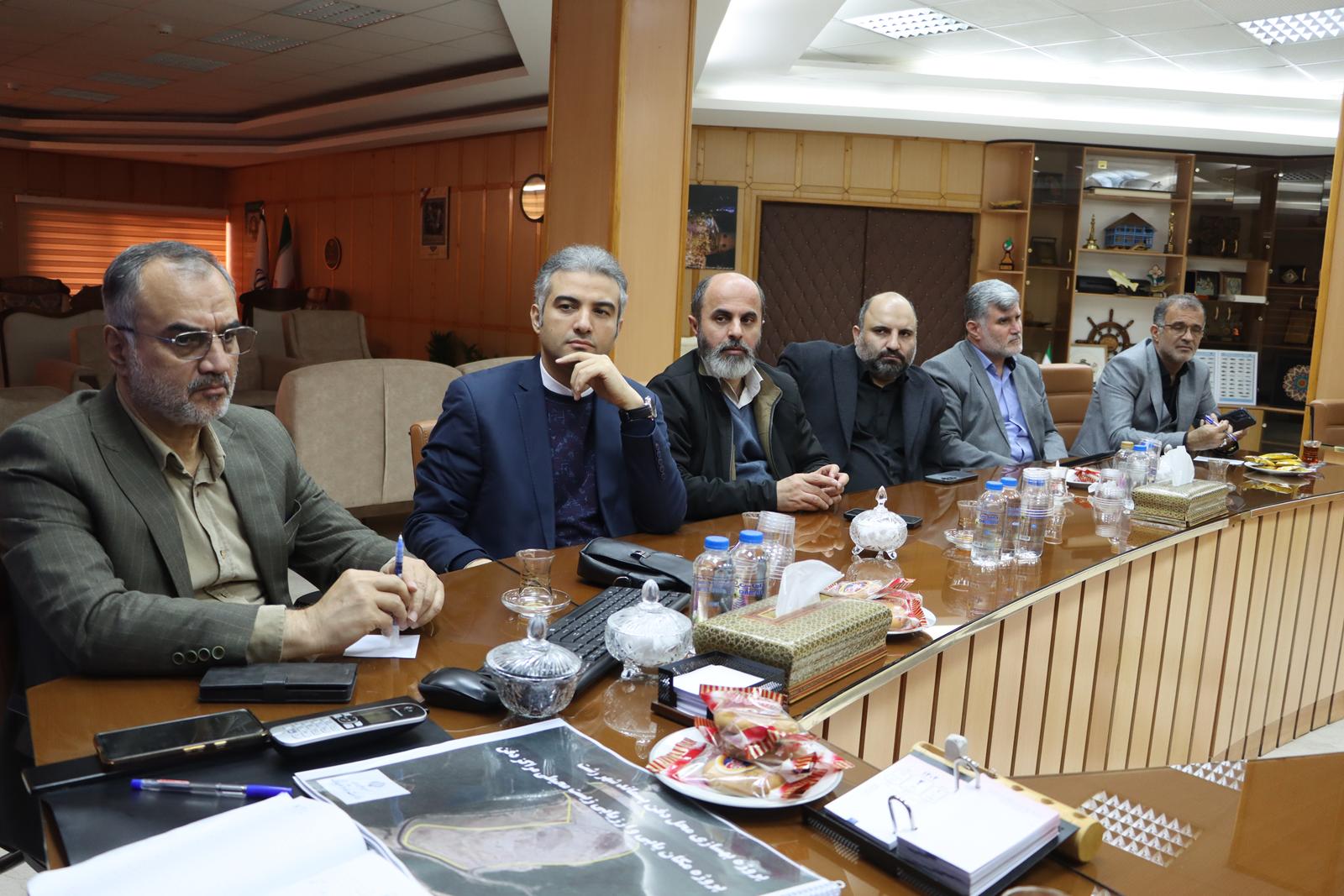 تسریع در اجرای طرح تراموا و پروژه رینگ رشت، راهکار حل معضل ترافیک 