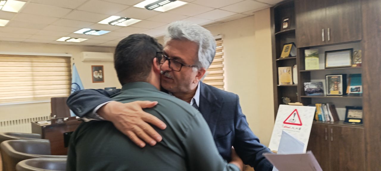 تجلیل رئیس دانشگاه علوم پزشکی گیلان از کارگران شاغل در نظام سلامت