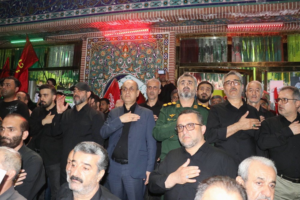 عزاداری جاماندگان تشییع امام شهید از پیاده ‌راه تا گلزار شهدای رشت