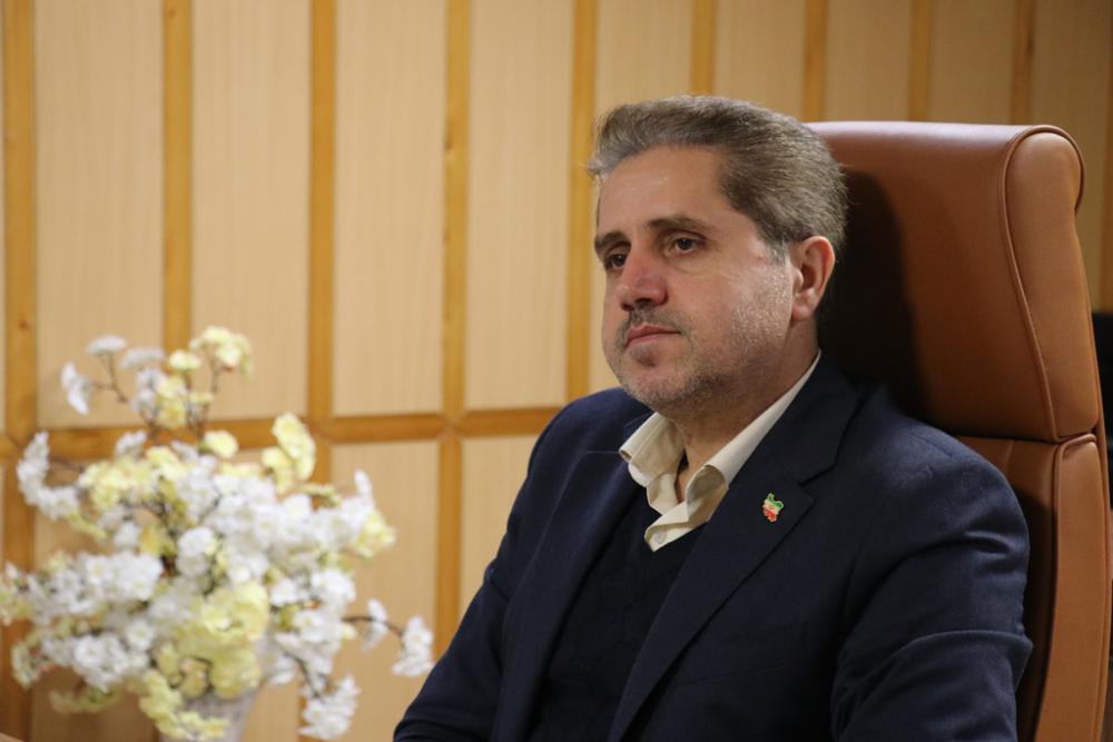 
	 امام پناهی راهی انتخابات می شود
