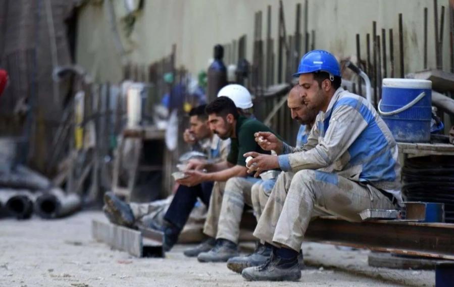 خط فقر ۳۲ میلیون تومان، حقوق کارگران ۱۲ میلیون 