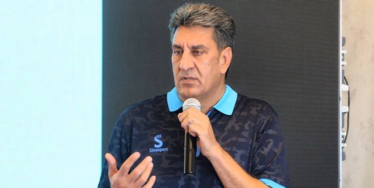 اگر AFC کمک کند و یکی‌ دو دستگاه VAR دیگر بیاوریم اتفاقات خوبی می‌افتد! 