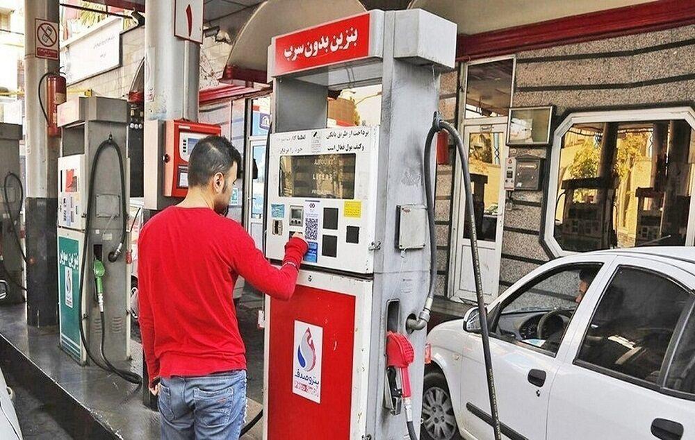 مصرف بیش از ۱۵۰ میلیون لیتر بنزین در روز ۱۲ فروردین