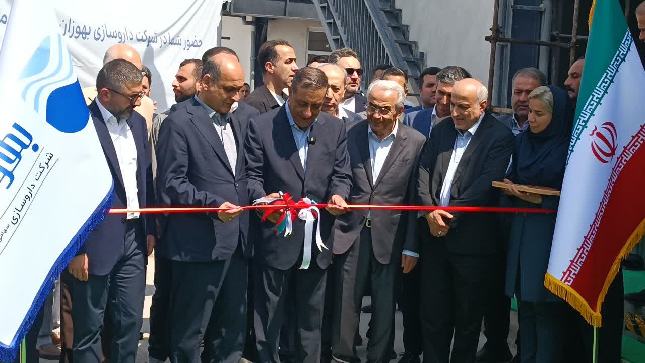با حضور معاون رئیس‌جمهور؛ طرح داروسازی  بهوزان و توسعه فولاد در رشت افتتاح شد