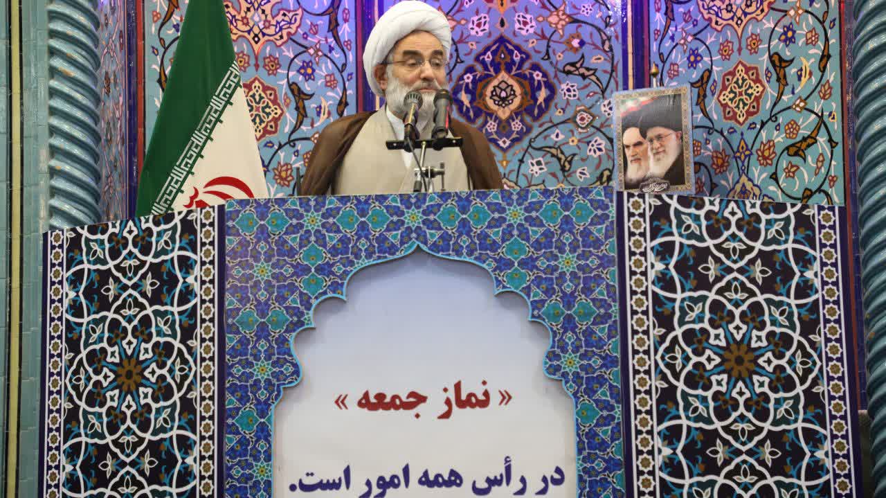 خبرنگاران صادق‌ترین بازوان رسانه‌ای انقلاب هستند/ برنج، چای و زیتون خط قرمز گیلان