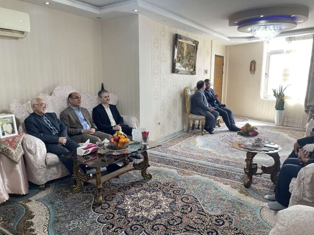 عیادت استاندار گیلان از خیر پیشکسوت مدرسه‌ساز