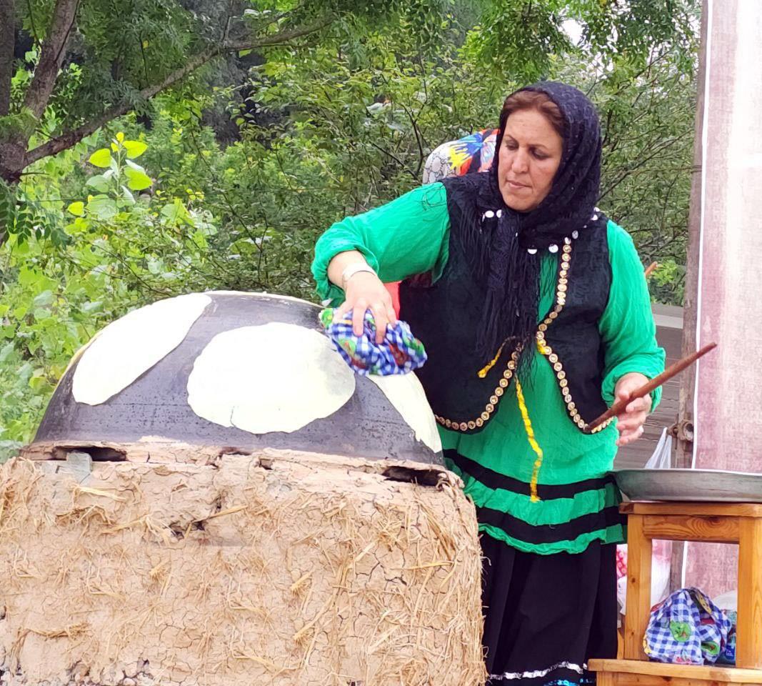 برگزاری اولین جشنواره نان برنجی در گیلان