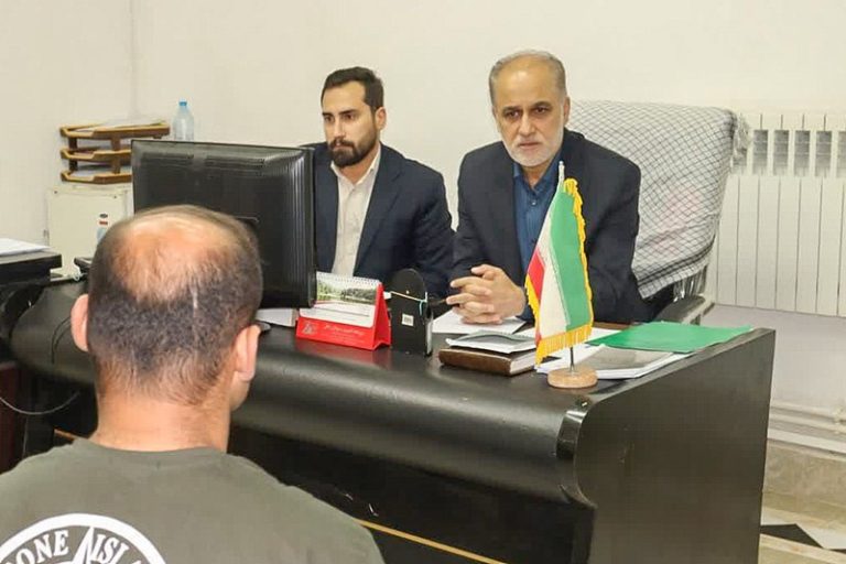 بازدید دادستان مرکز استان گیلان از زندان مرکزی رشت؛ اعطا و تمدید مرخصی برای ۵۴۷ نفر