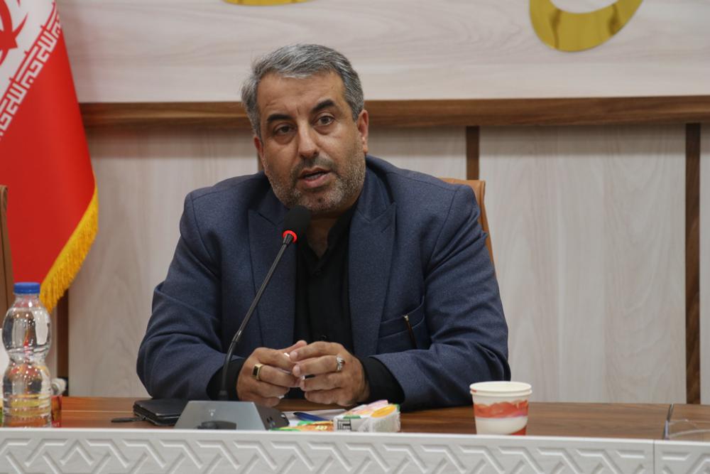 نمایندگان مجلس باید برای حل مشکلات رسانه‌ها تلاش کنند
