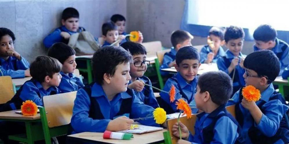 بازگشایی مدارس از نیمه شهریور تکذیب شد