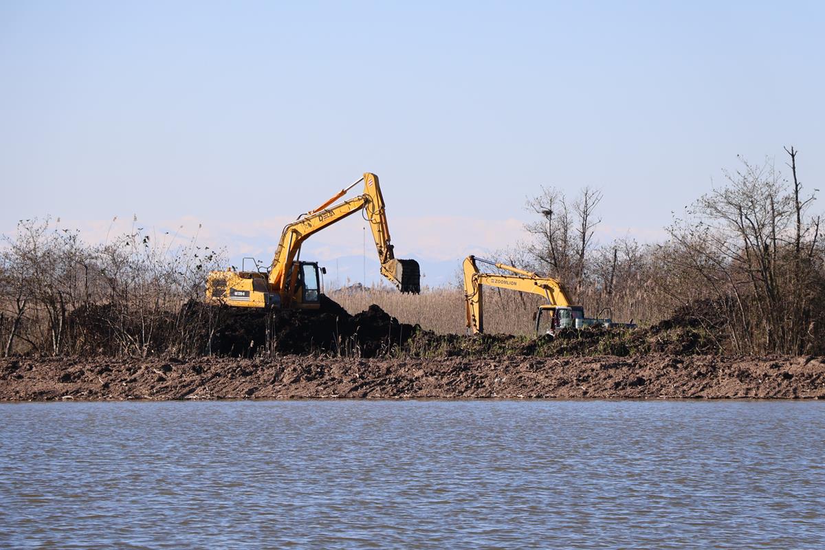 لایروبی ۳ هزار هکتار آب ‌بندان در گیلان برای پایداری آب کشاورزی و حمایت از کشت برنج