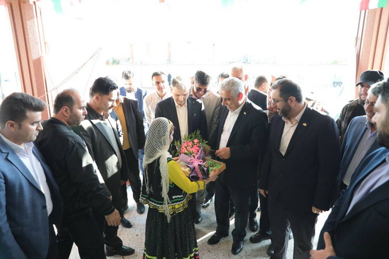 مدرسه شهدای گلشن منطقه آزاد انزلی افتتاح شد + تصاویر