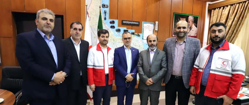 
	اعضای شورا عضو داوطلب هلال احمر شوند
