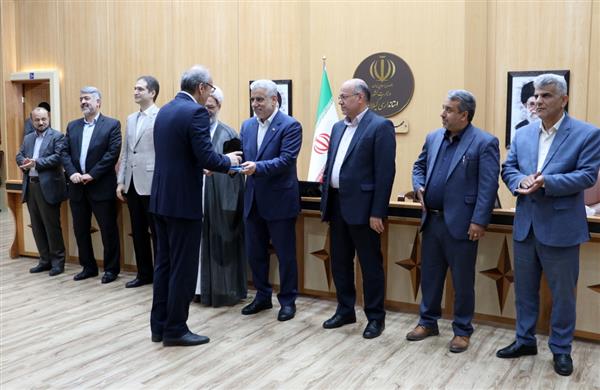 روابط عمومی برق منطقه ای گیلان رتبه برتر را كسب كرد 