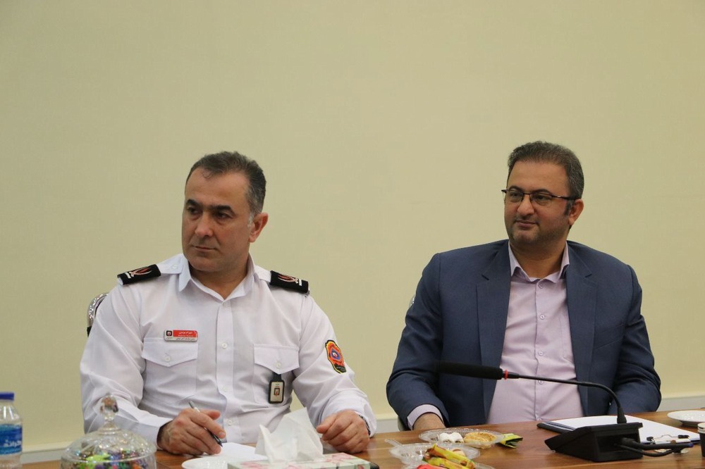 توسعه ناوگان حمل‌ونقل عمومی و تسریع در بهسازی و آسفالت معابر شهری