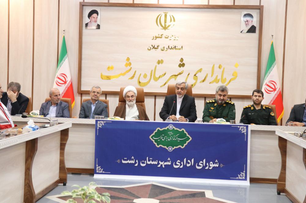  ملاک در انتصابات نگاه سیاسی نیست/ به شدت دچار کمبود منابع مالی هستیم