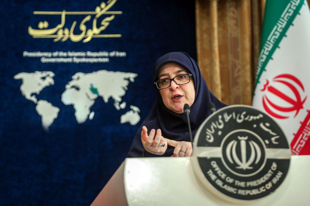 دولت آماده است تا برای عزت کشور و ملت ایران، نه فقط فحاشی و سنگ، بلکه «گلوله» هم بخورد