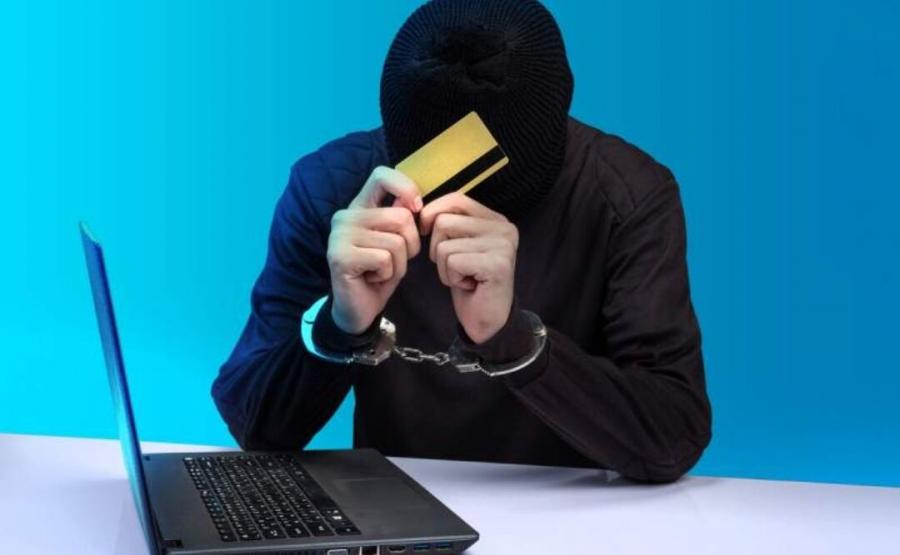 برداشت پول از حساب شهروندان به بهانه استخدام در شرکت‌های دولتی 
