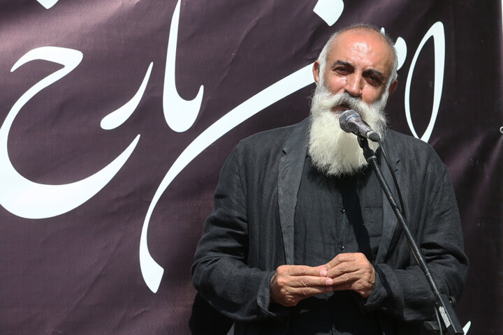
	«امین» هر زمانی می‌رفت ،زود بود
