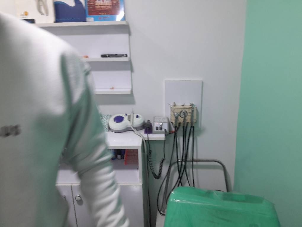 پلمب مطب غیرمجاز دندانسازی و دندانپزشکی در منجیل