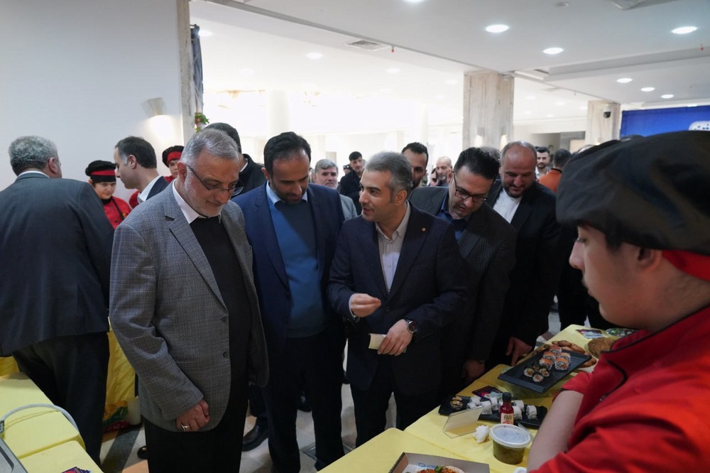 جشن روز رشت در قاب خلاقیت؛ از خوراک محلی تا فرهنگ بومی + تصاویر