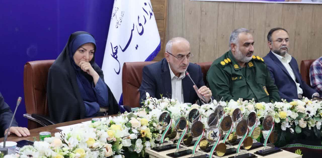 توسعه صنعتی سیاهکل در گرو تعیین تکلیف ۶۱ قرارداد راکد/ رونمایی از شناسنامه صنعتی شهرستان