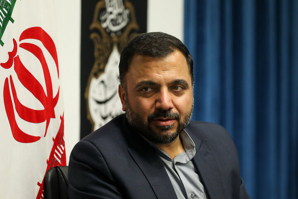  زارع پور: دستگاه تلفن همراه همچنان تا ساعت ۷، ۸ شب روشن بودند