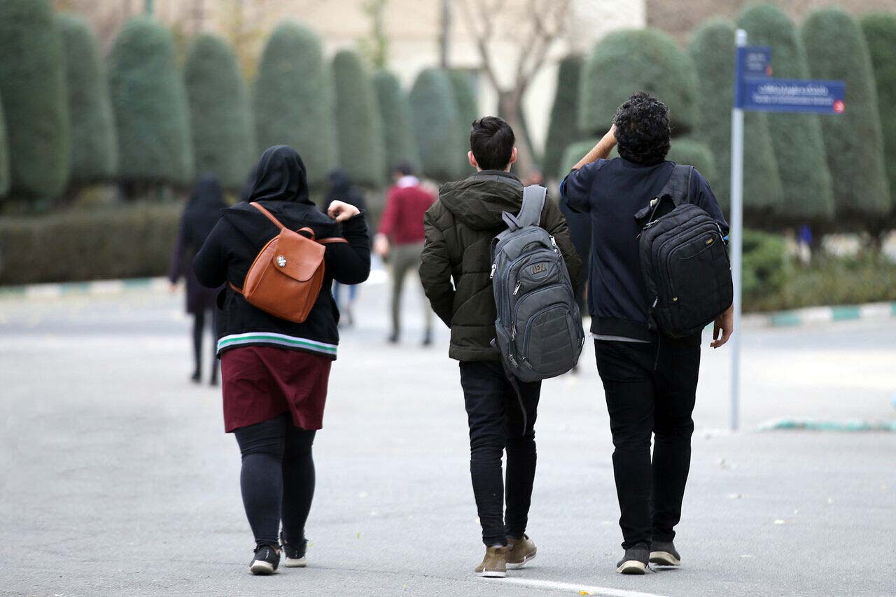 دبیر ستاد ملی جمعیت: ۲۴ میلیون جوان زیر ۲۰ سال مجرد در کشور داریم