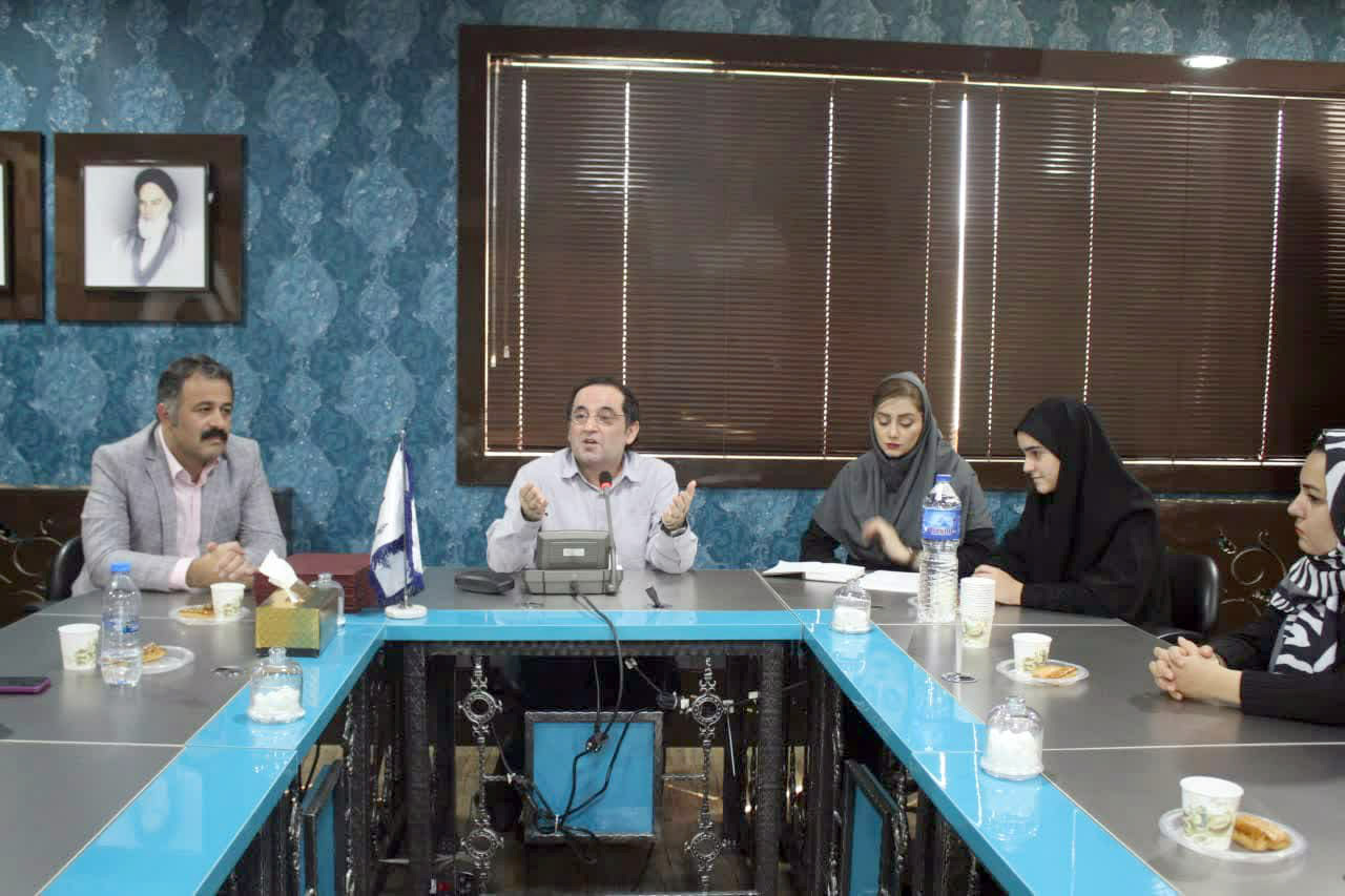 رسانه‌ها فرهنگ اهدای کتاب را در جامعه نهادینه کنند
