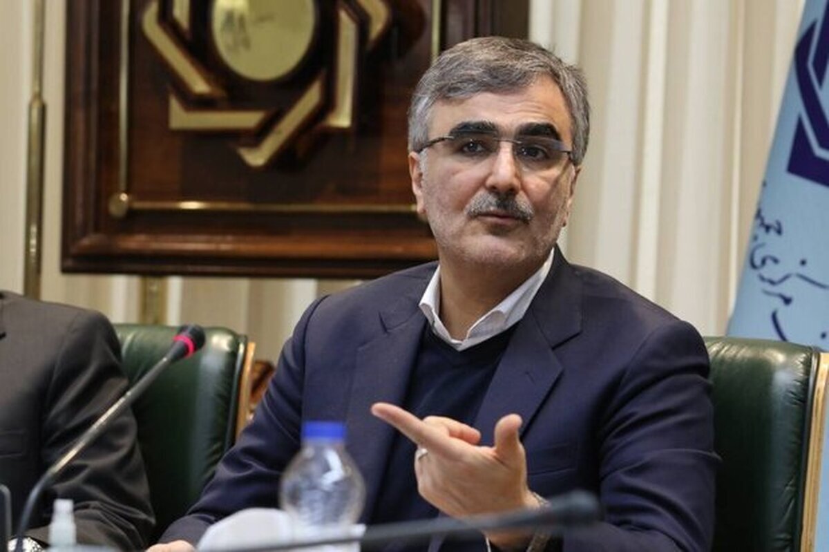 نرخ دلار بازار ایران را یک کانال آمریکایی تعیین می کند