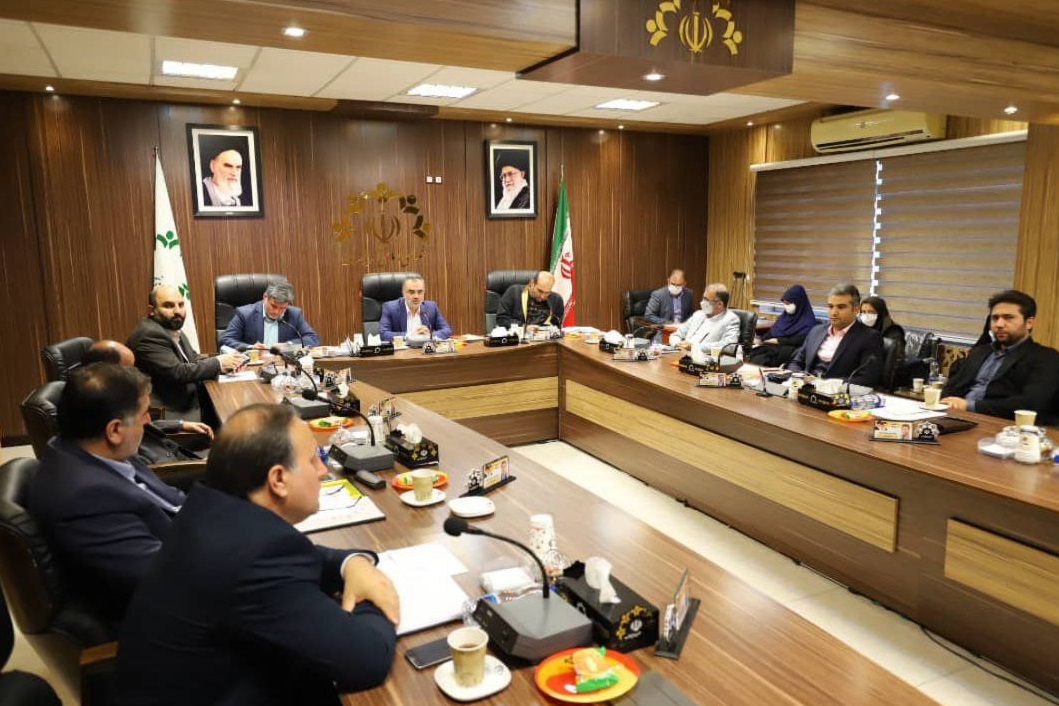 
	سرپرست شهرداری از هرگونه عزل و نصب خودداری کند
