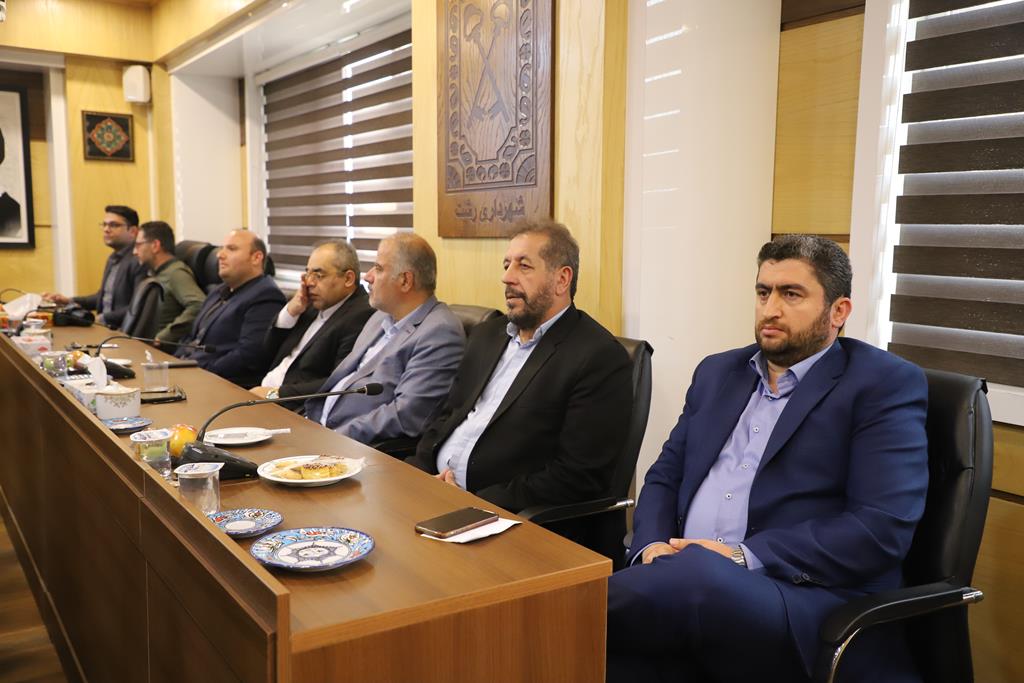 از برنامه های توسعه محور و تحول آفرین شهرداری رشت حمایت می کنم