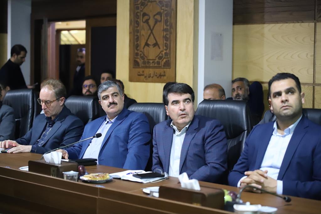 از برنامه های توسعه محور و تحول آفرین شهرداری رشت حمایت می کنم