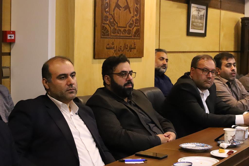 از برنامه های توسعه محور و تحول آفرین شهرداری رشت حمایت می کنم