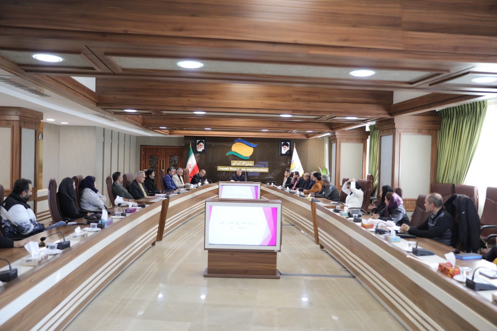 آغاز طرح «بذر» با رویکرد توانمند سازی اقتصادی جوامع محلی در منطقه آزاد انزلی