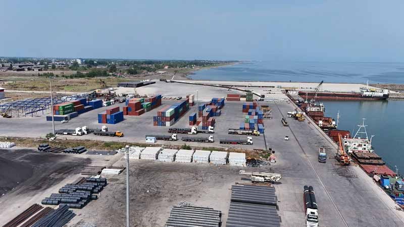 ثبت رشد کم‌ سابقه ۲۰۳ درصدی صادرات در منطقه آزاد انزلی